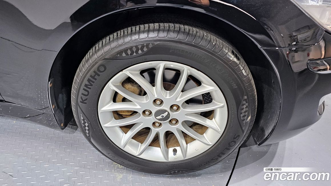 Hyundai Genesis 2009