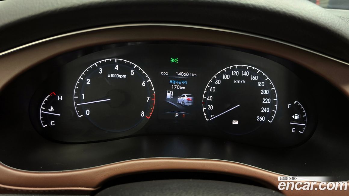 Hyundai Genesis 2012