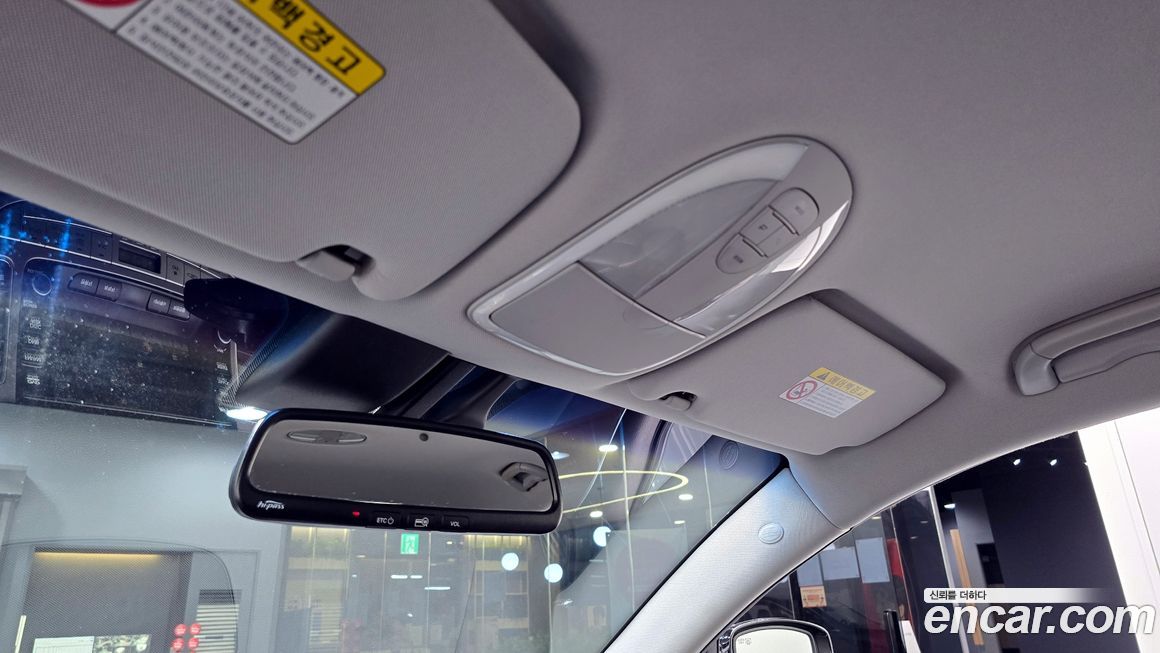 Hyundai Genesis 2012