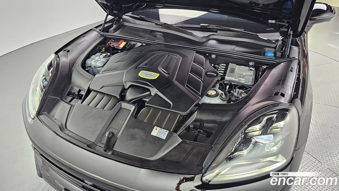 Porsche Cayenne 2020