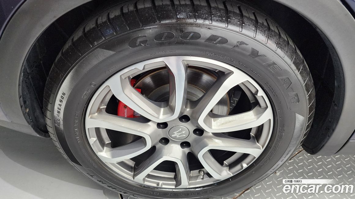 Maserati Levante 2019