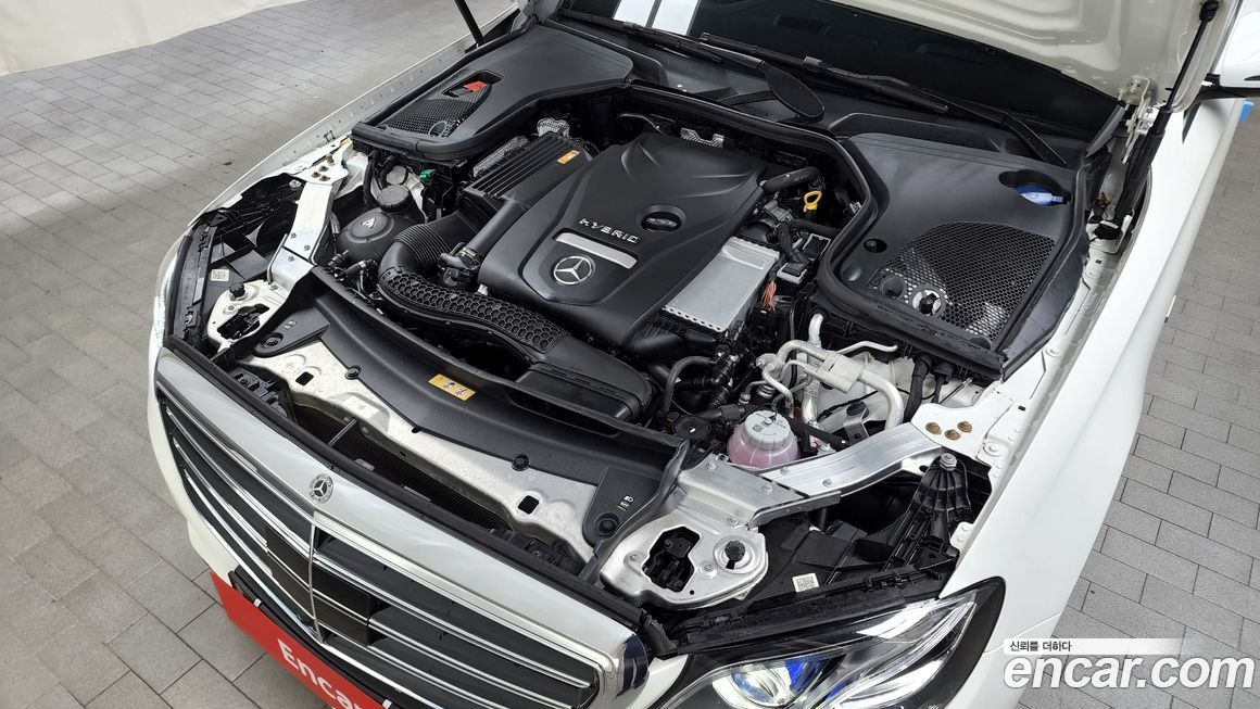 Mercedes-Benz E-Class 2020