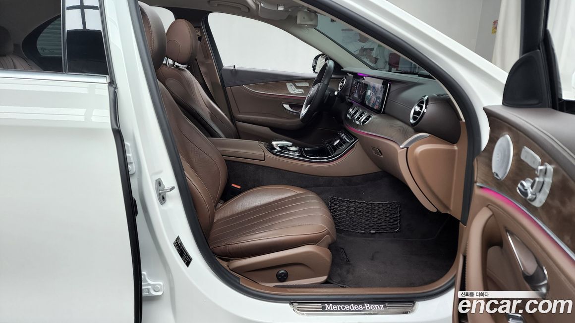 Mercedes-Benz E-Class 2020