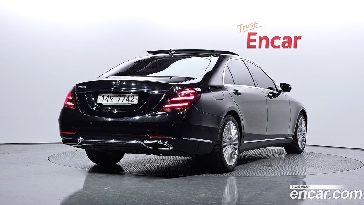 Mercedes-Benz S-Class 2019