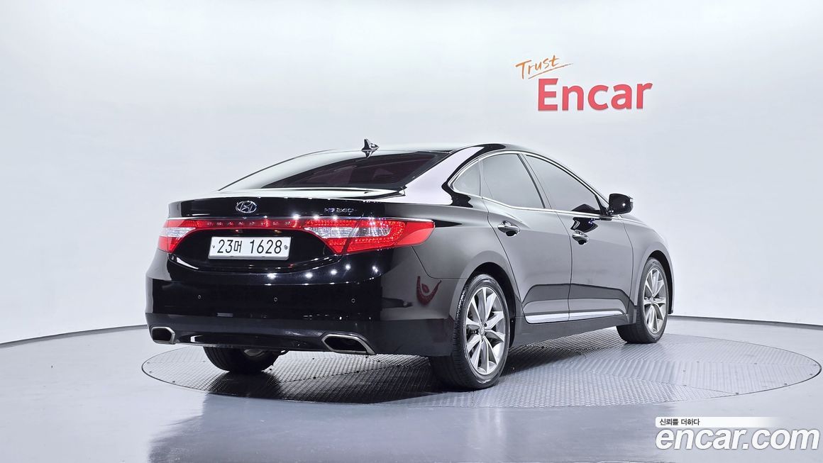 Hyundai Grandeur 2015