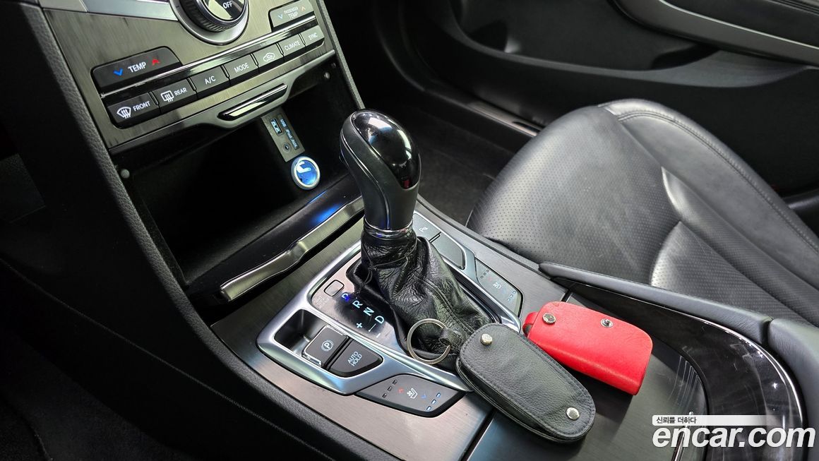 Hyundai Grandeur 2015