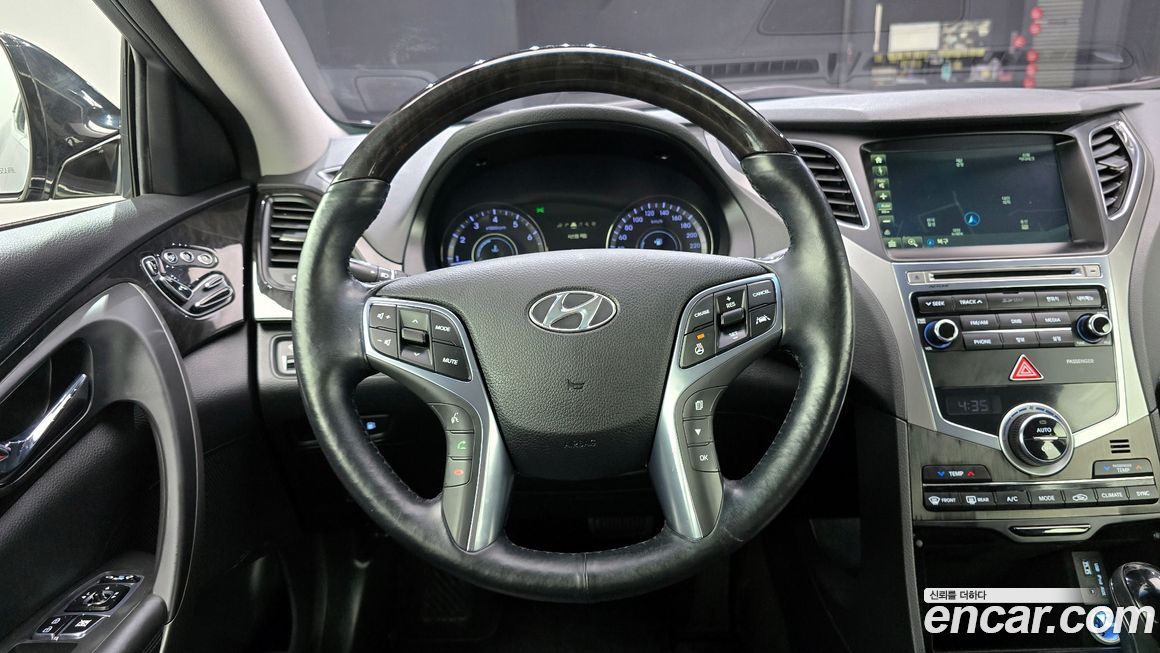 Hyundai Grandeur 2015
