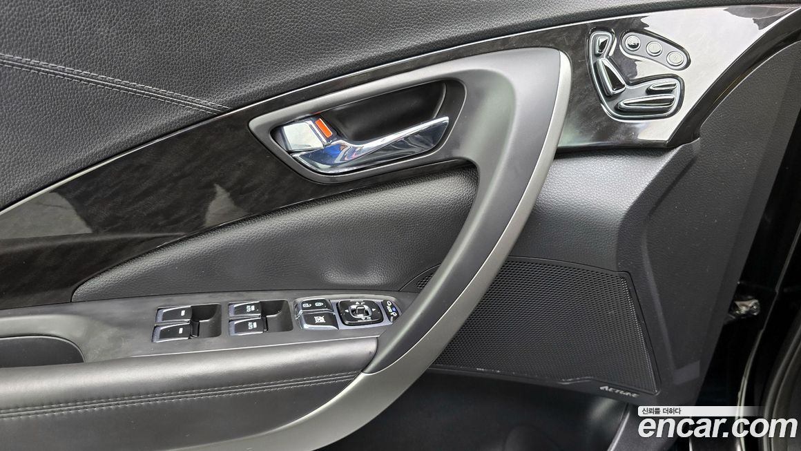 Hyundai Grandeur 2015