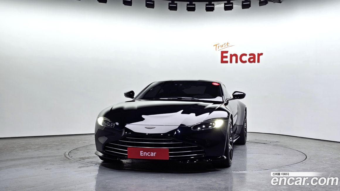 Astonmartin Vantage 2023