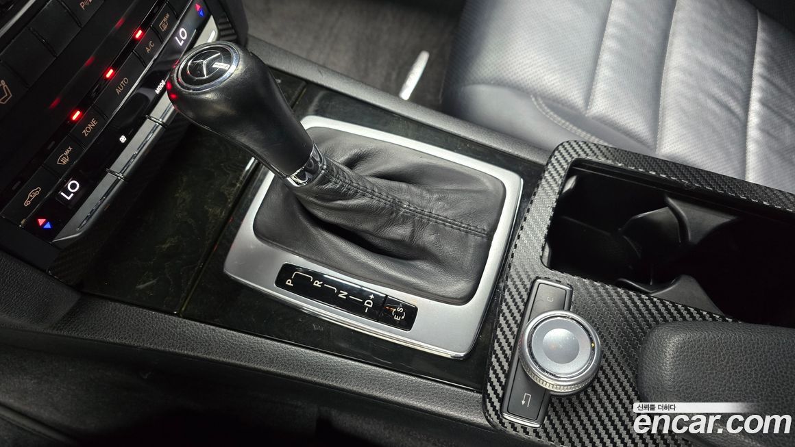 Mercedes-Benz E-Class 2011