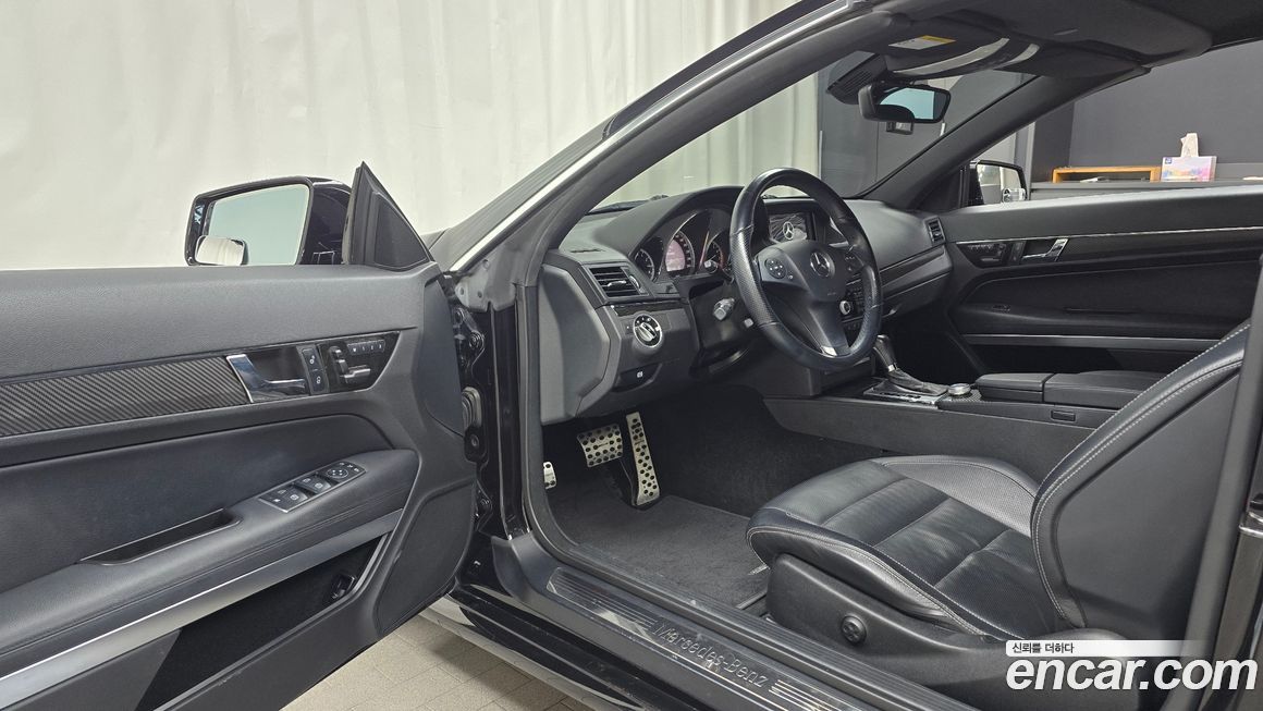 Mercedes-Benz E-Class 2011