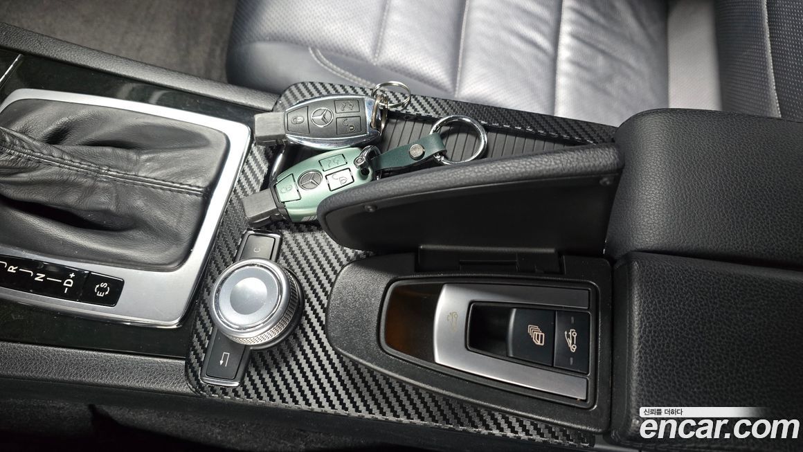 Mercedes-Benz E-Class 2011