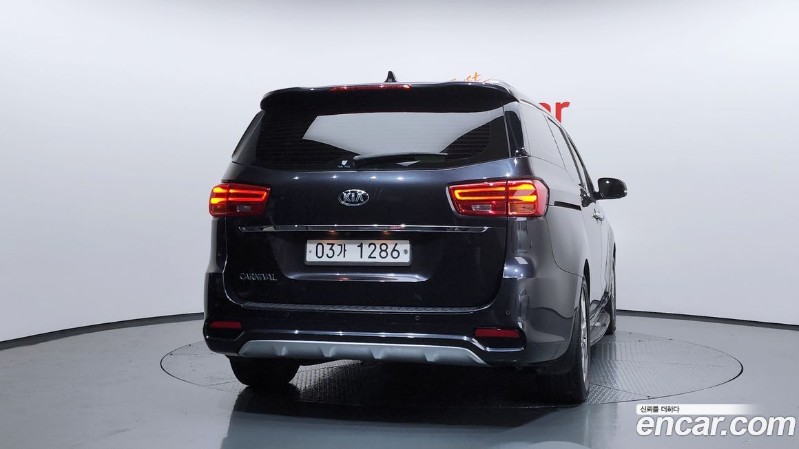Kia Canival 2019
