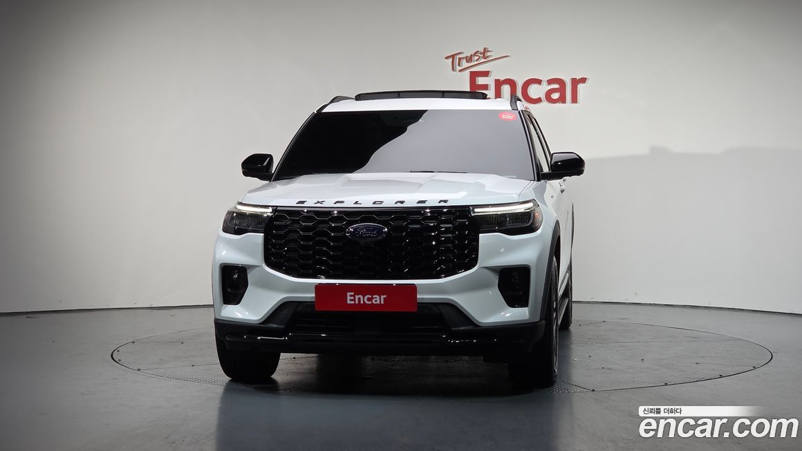 Ford Explorer 2025