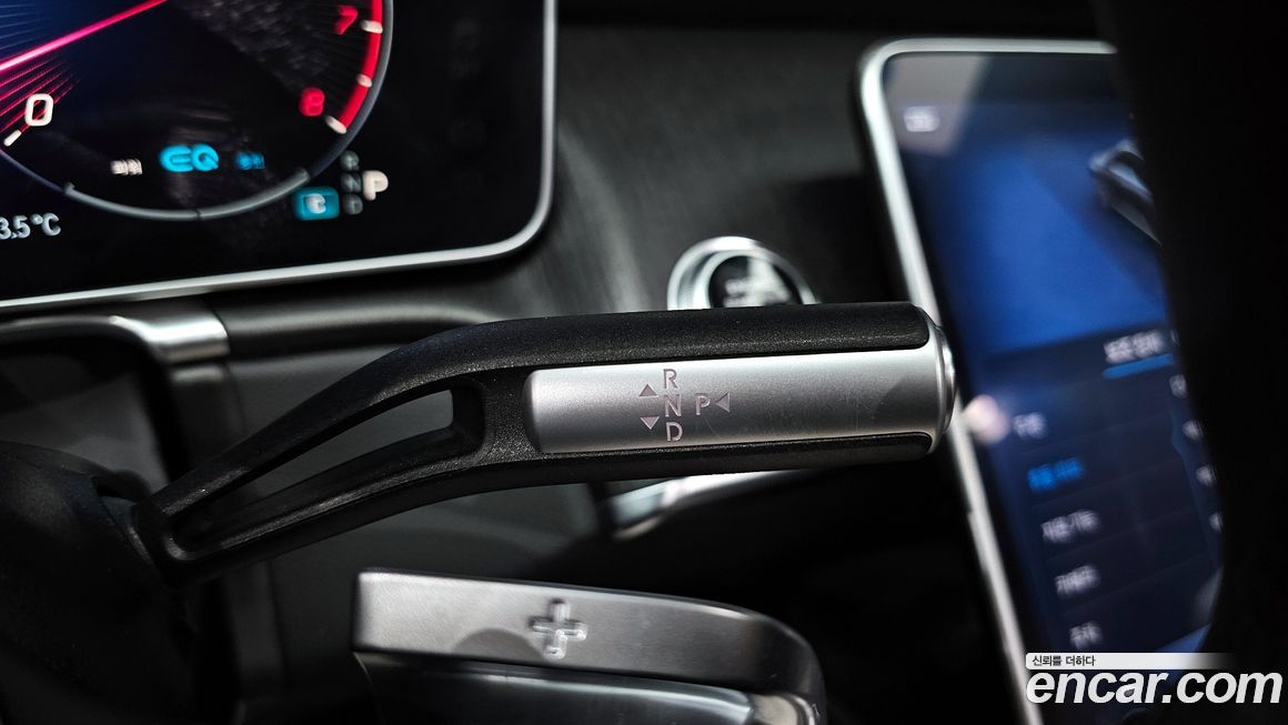 Mercedes-Benz S-Class 2022