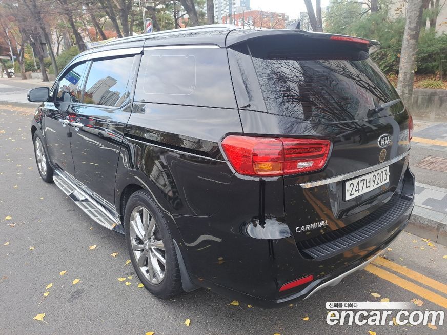 Kia Canival 2019