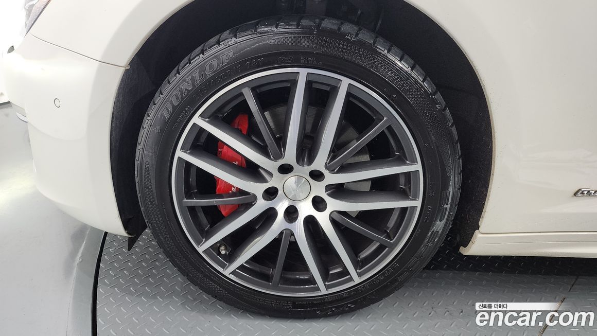 Maserati Ghibli 2018