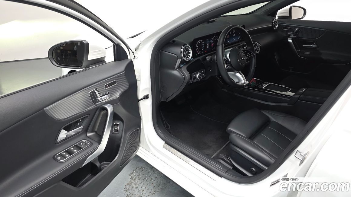 Mercedes-Benz A-Class 2024