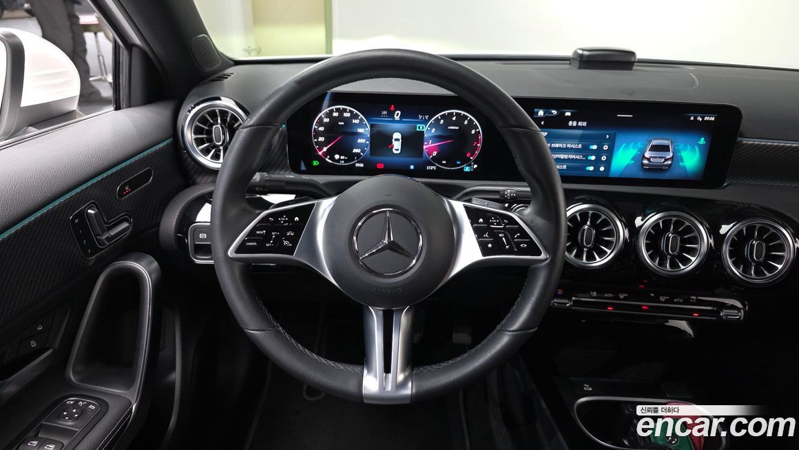 Mercedes-Benz A-Class 2024