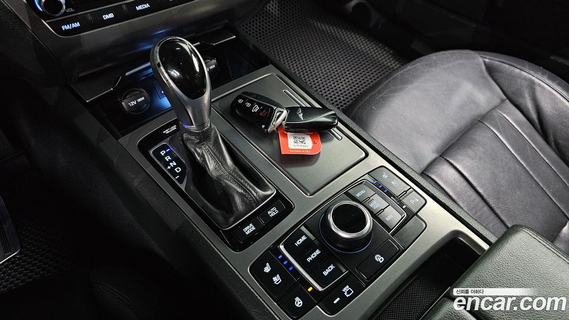 Hyundai Genesis 2015