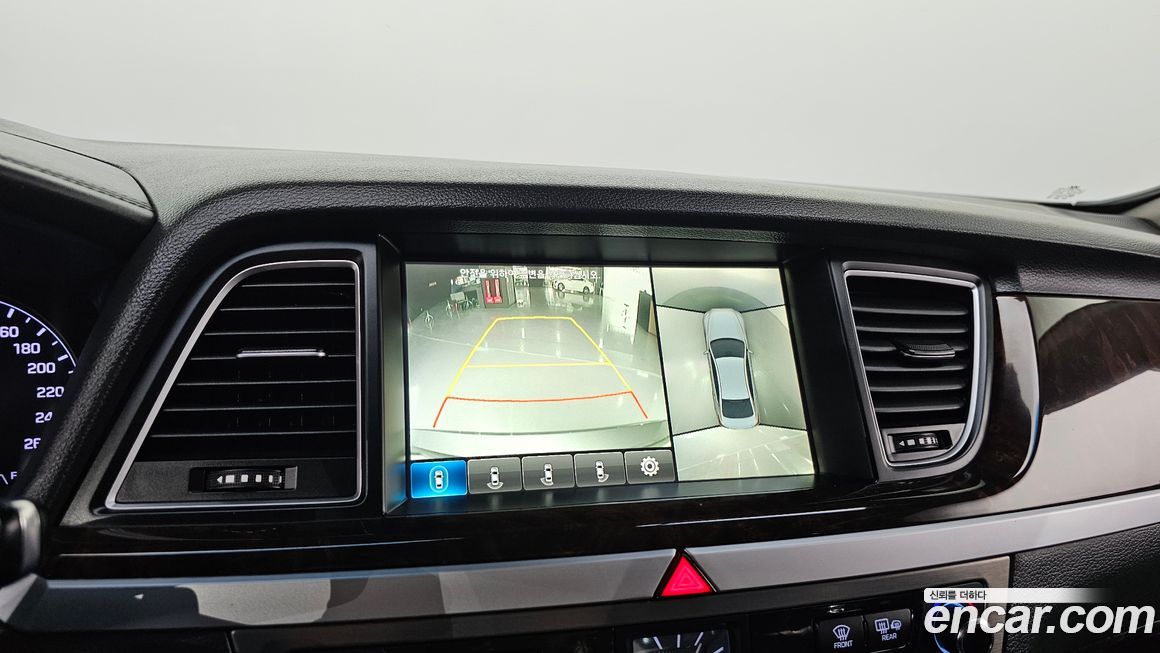 Hyundai Genesis 2015