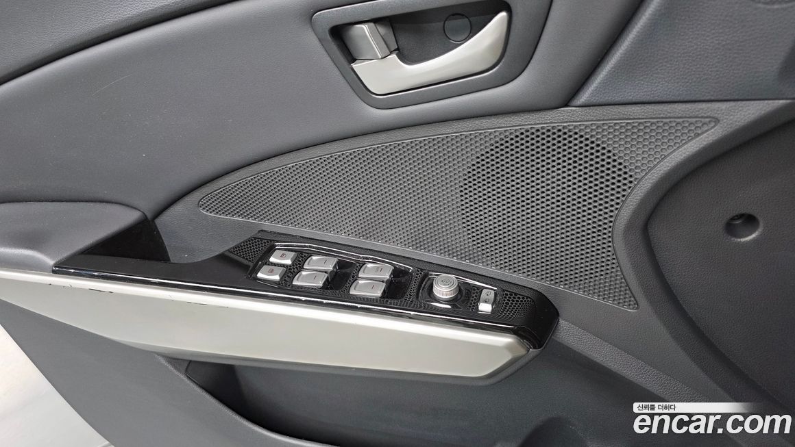 KG_Mobility_Ssangyong TIBOLI 2016