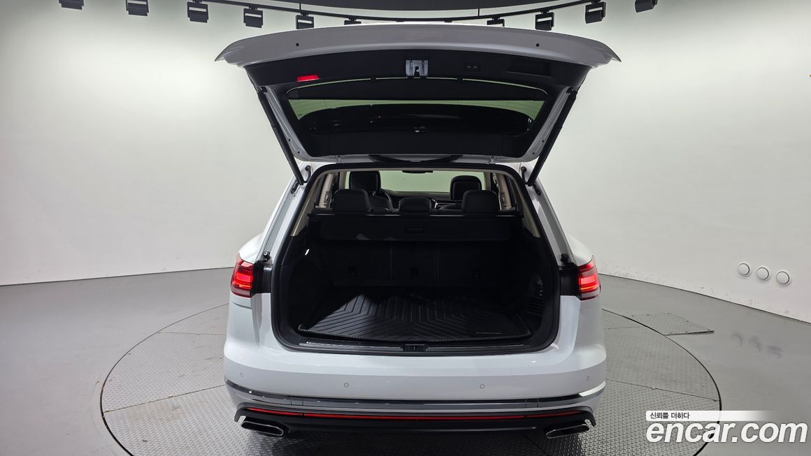 Volkswagen Touareg 2021