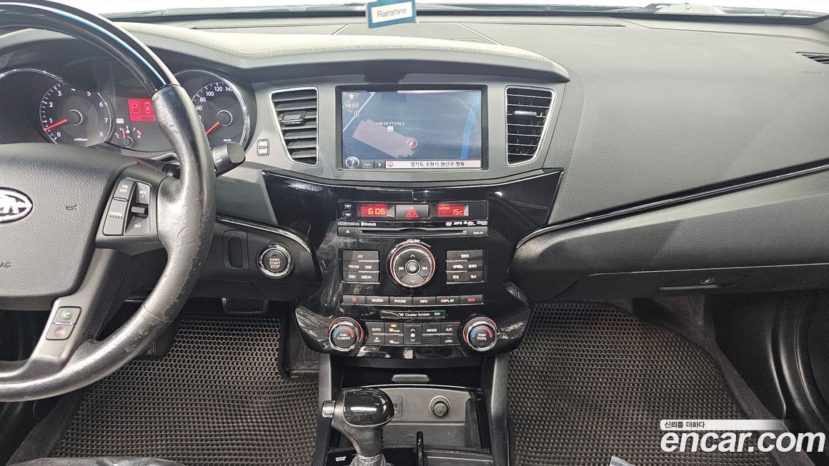 Kia K7 2011