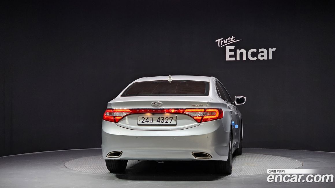 Hyundai Grandeur 2013