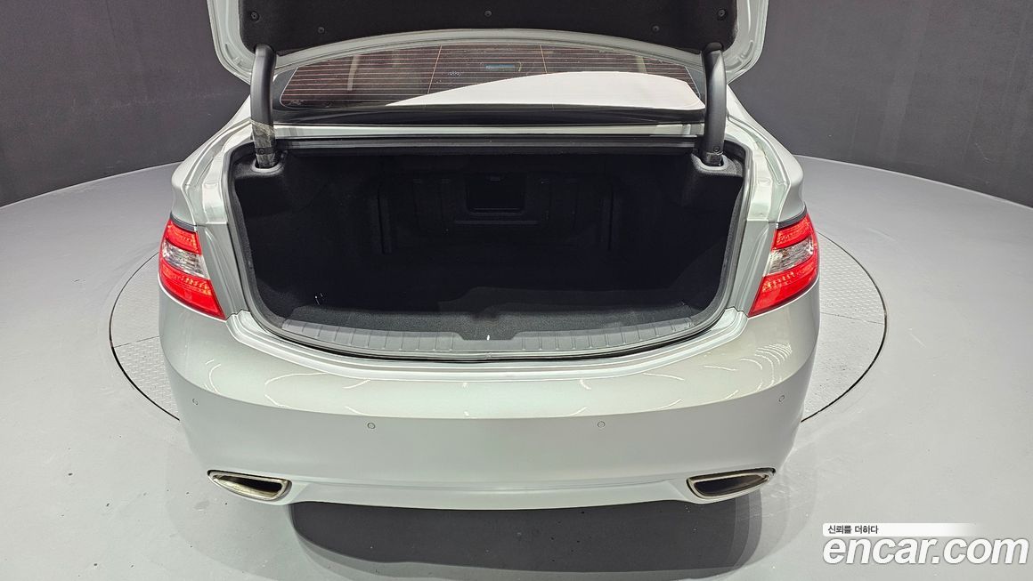 Hyundai Grandeur 2013