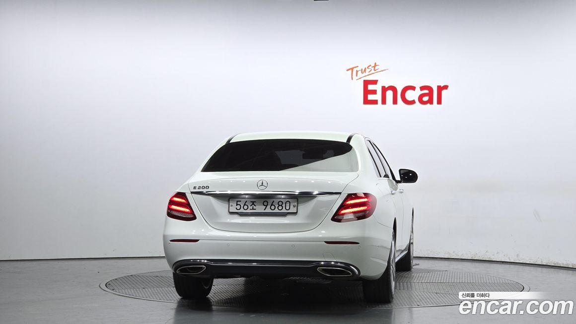 Mercedes-Benz E-Class 2018