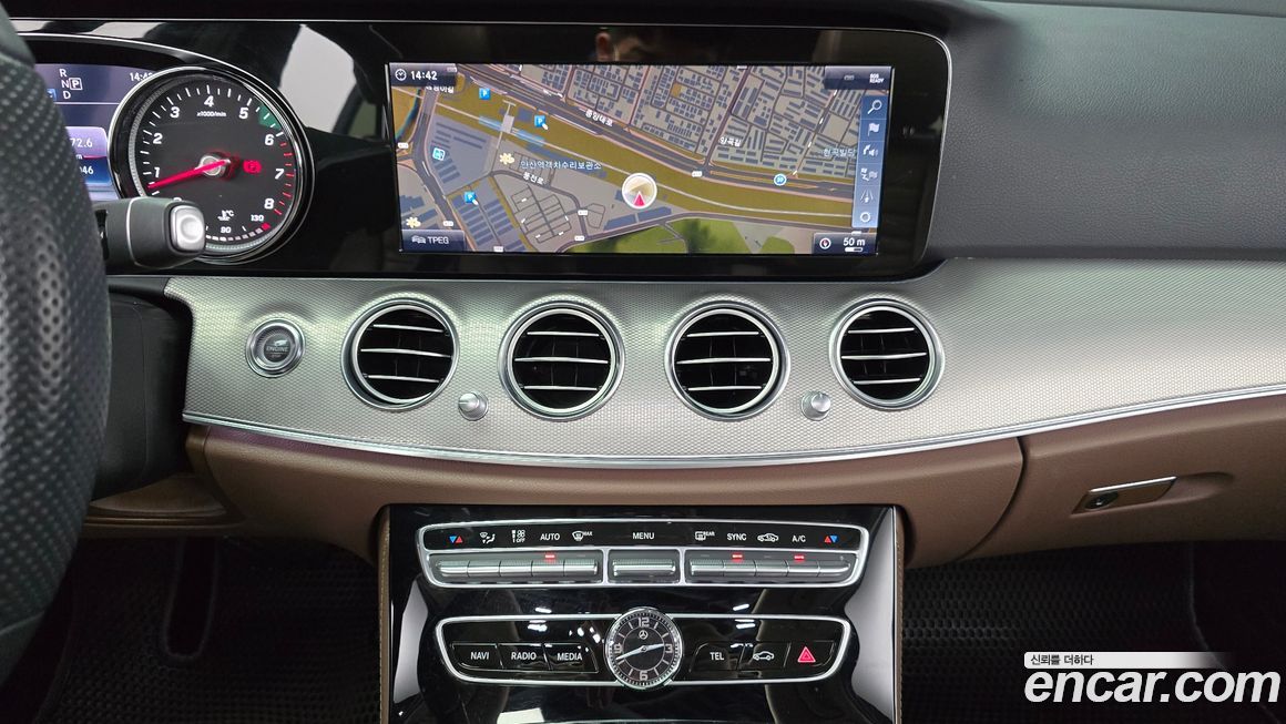 Mercedes-Benz E-Class 2018