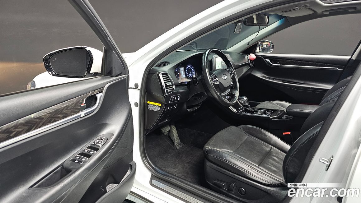 Hyundai Grandeur 2017