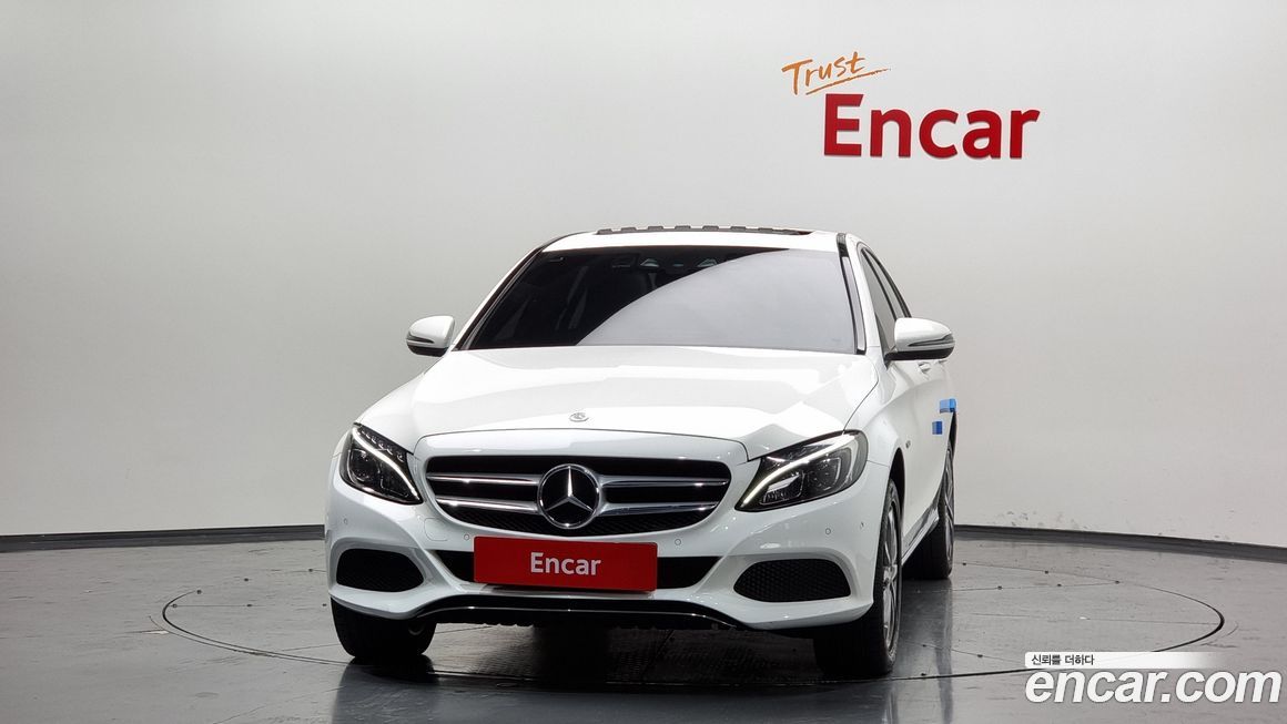 Mercedes-Benz C-Class 2018