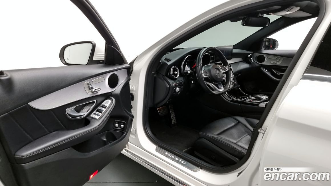 Mercedes-Benz C-Class 2018