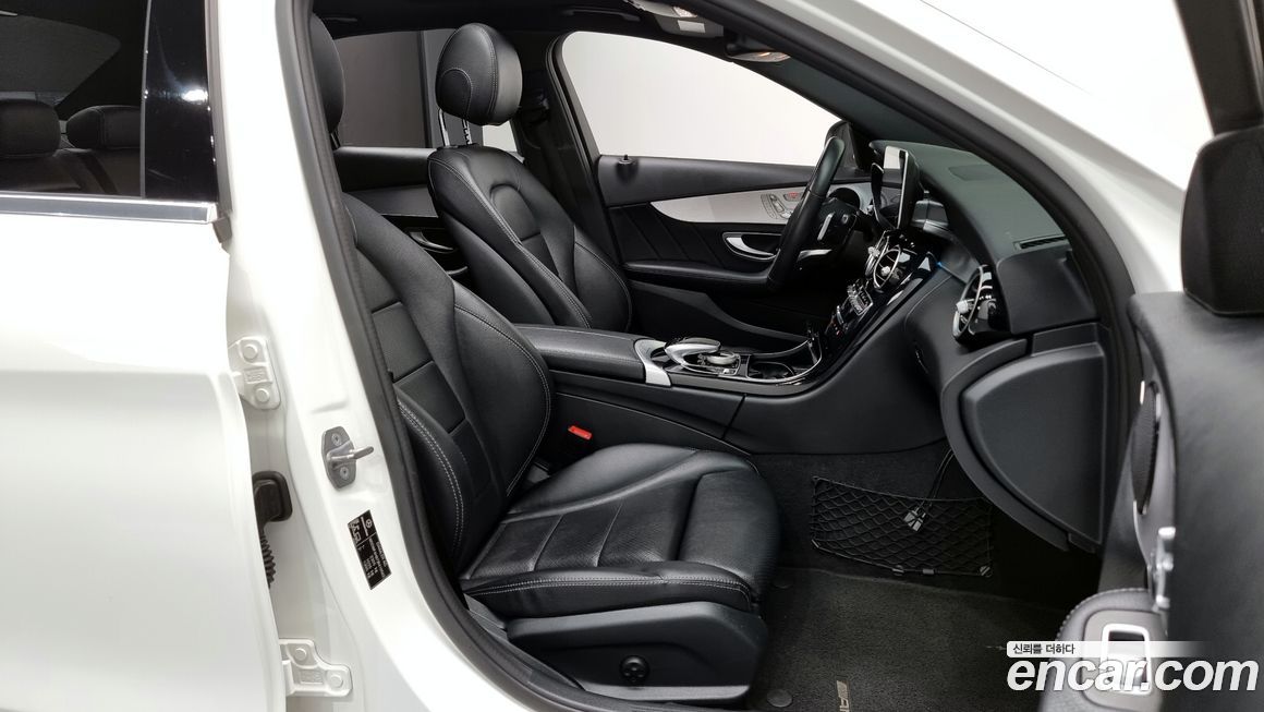 Mercedes-Benz C-Class 2018