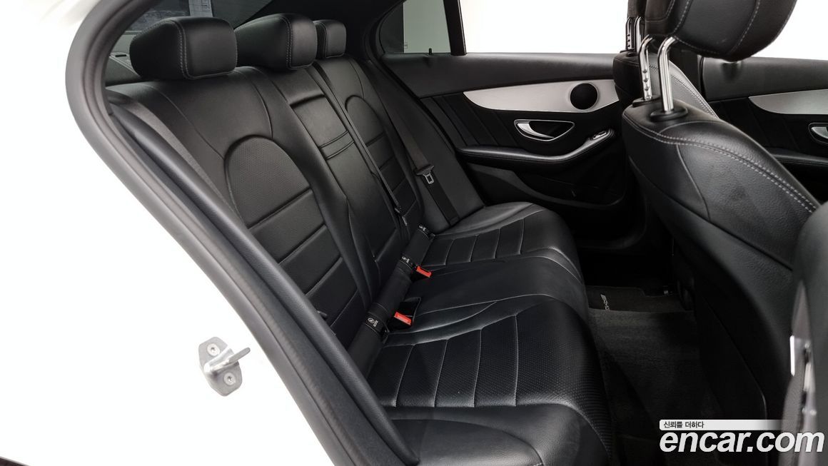 Mercedes-Benz C-Class 2018