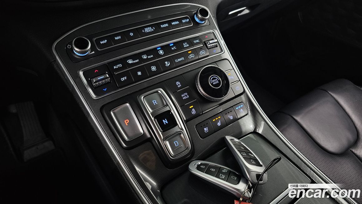 Hyundai Santafe 2022