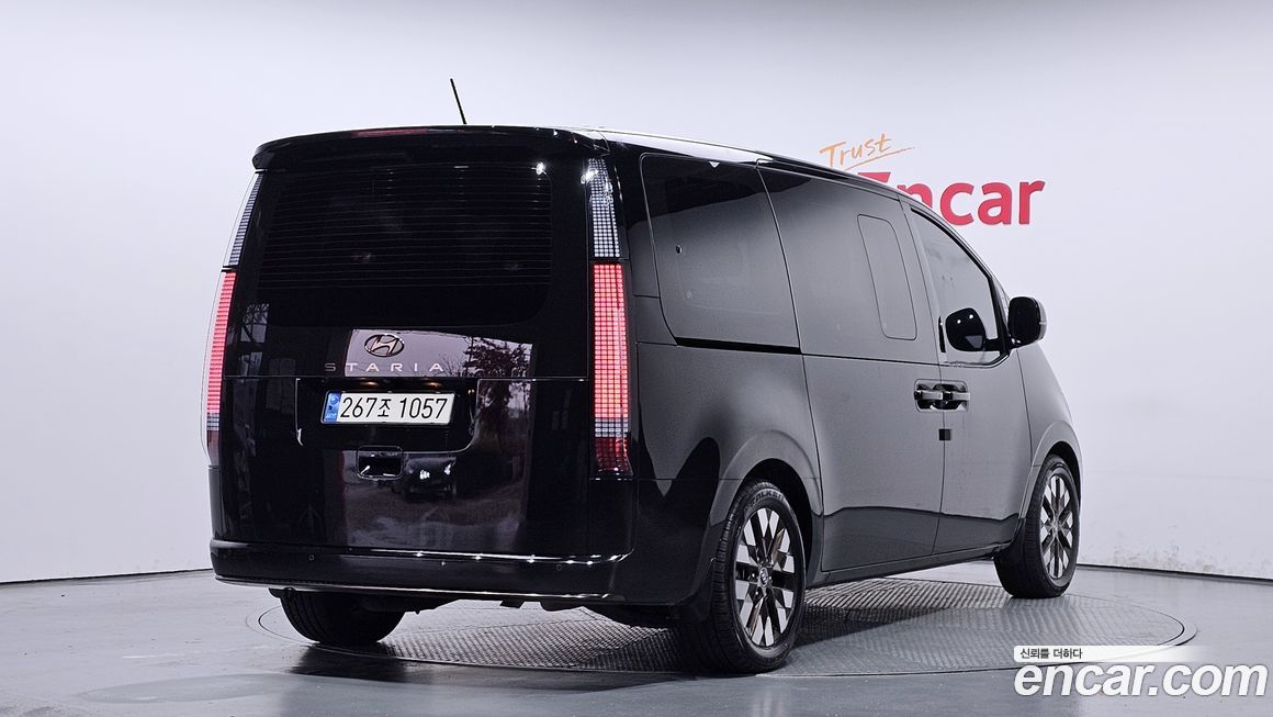 Hyundai Staria 2022