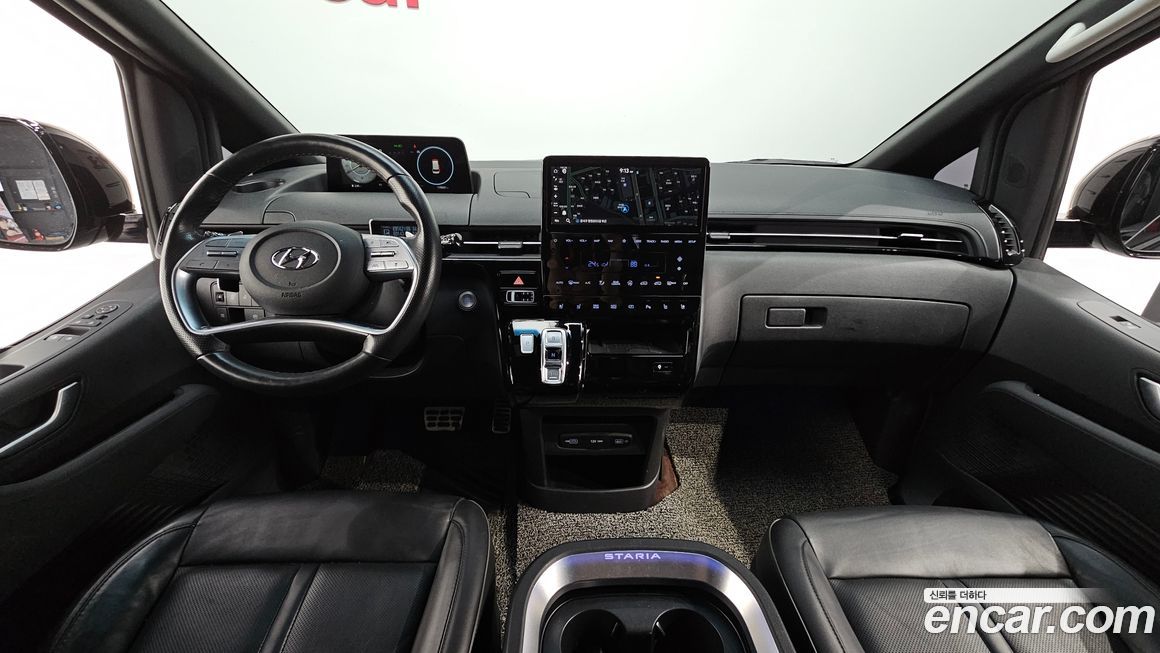 Hyundai Staria 2022