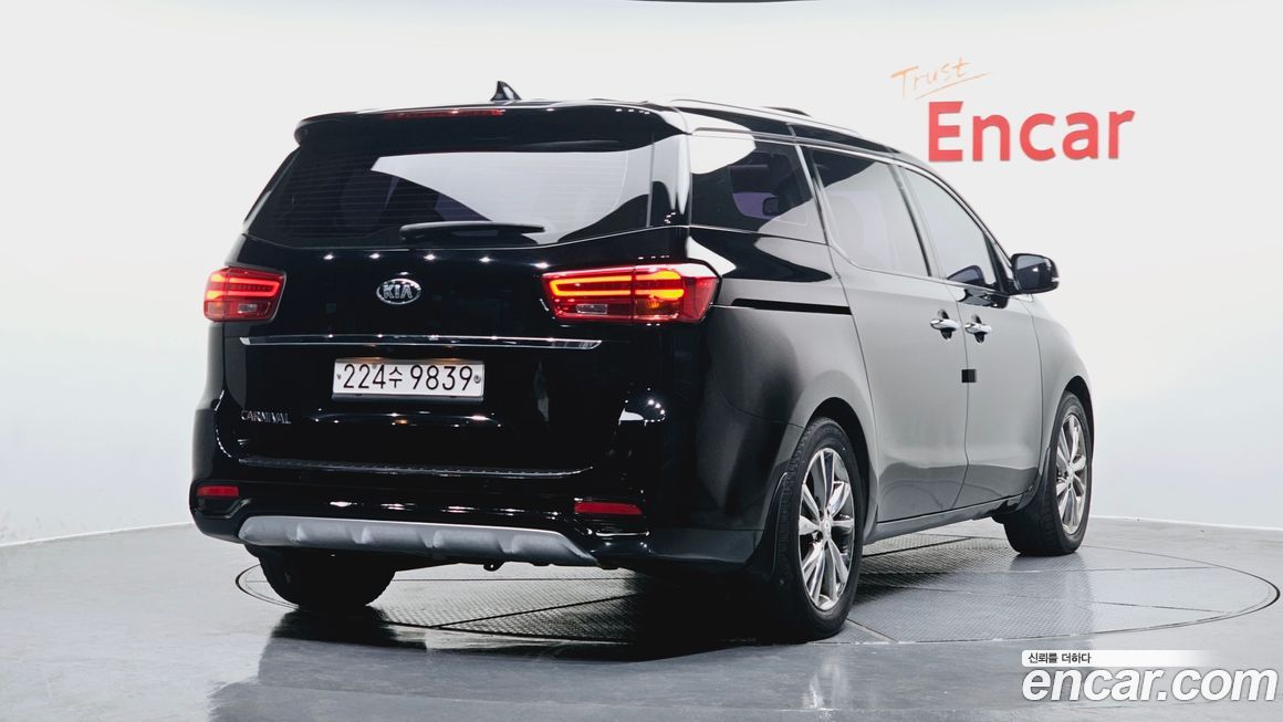 Kia Canival 2019