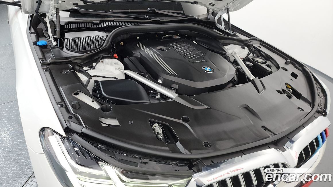 BMW Gran Turismo 2024