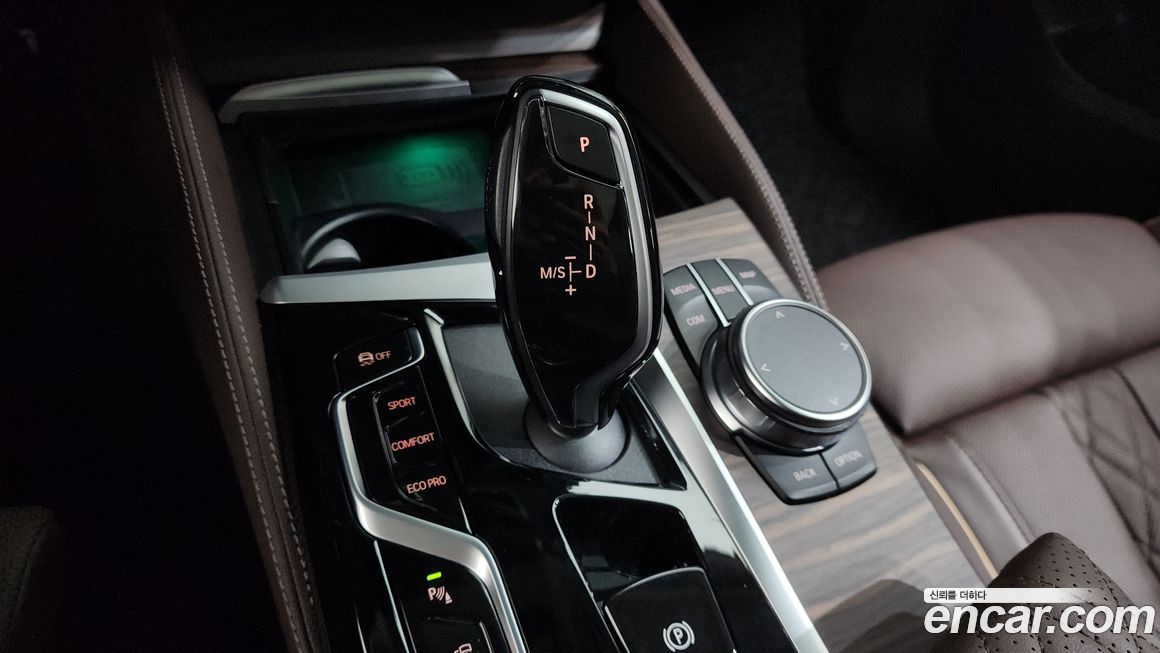 BMW Gran Turismo 2024