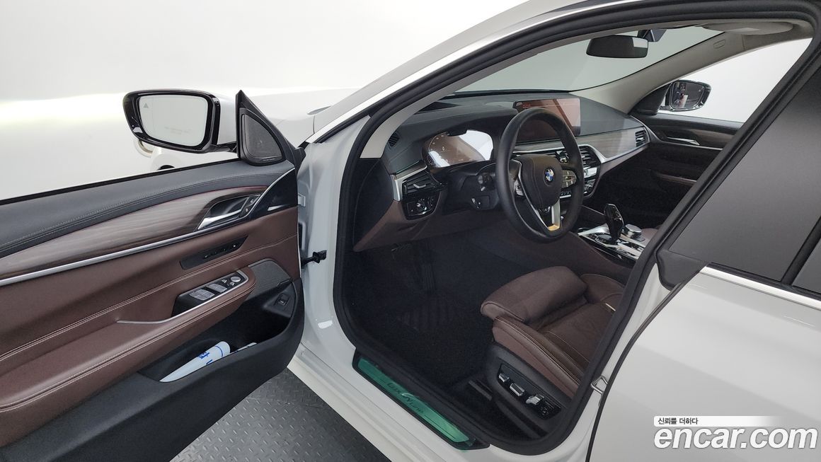 BMW Gran Turismo 2024