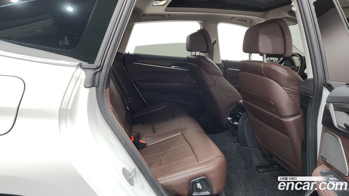 BMW Gran Turismo 2024