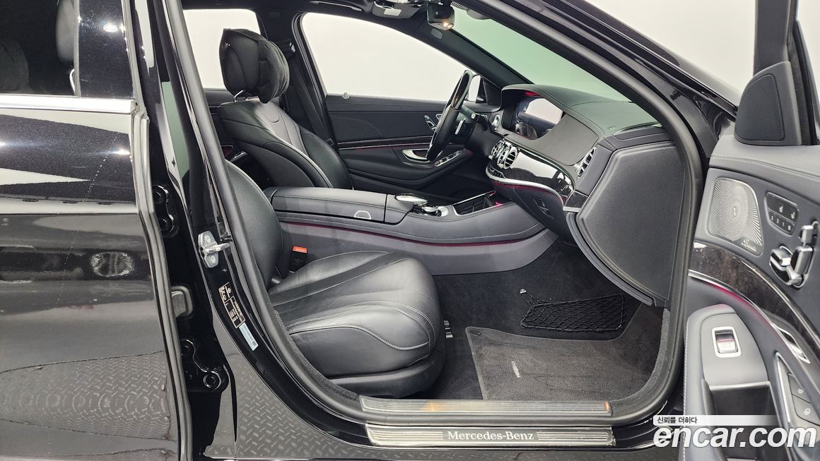 Mercedes-Benz S-Class 2019