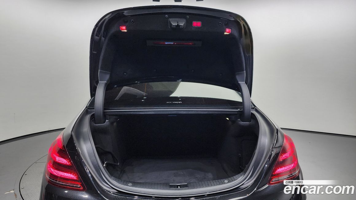 Mercedes-Benz S-Class 2019