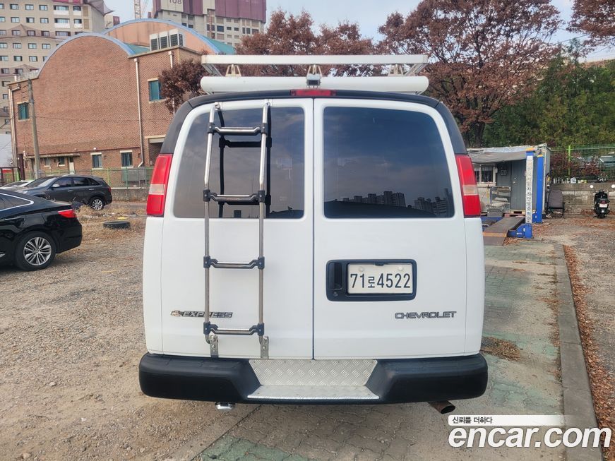 Chevrolet Express Van 2005