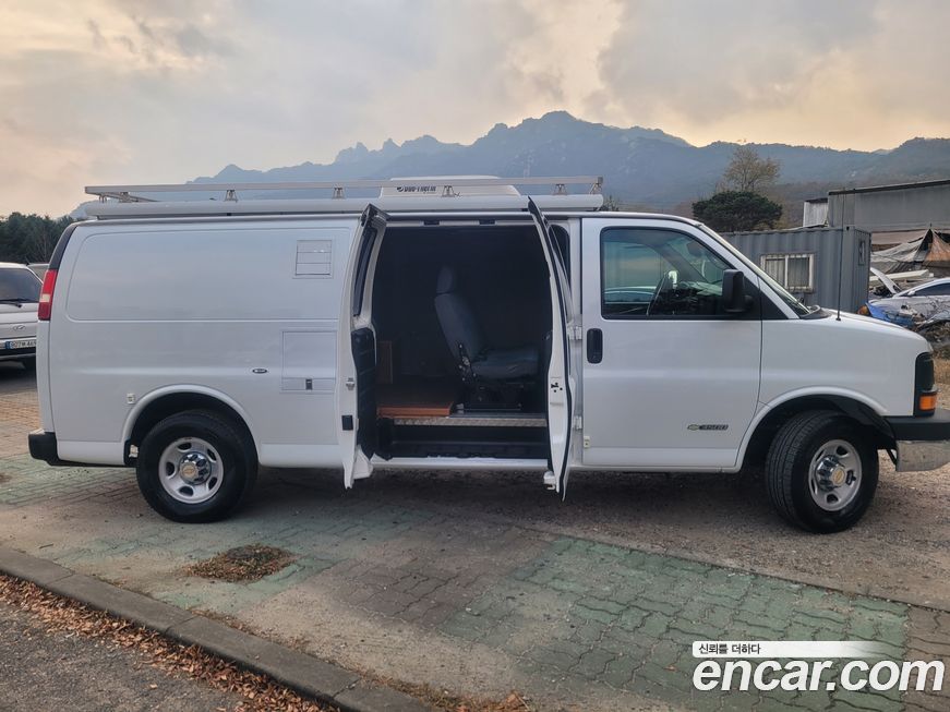 Chevrolet Express Van 2005
