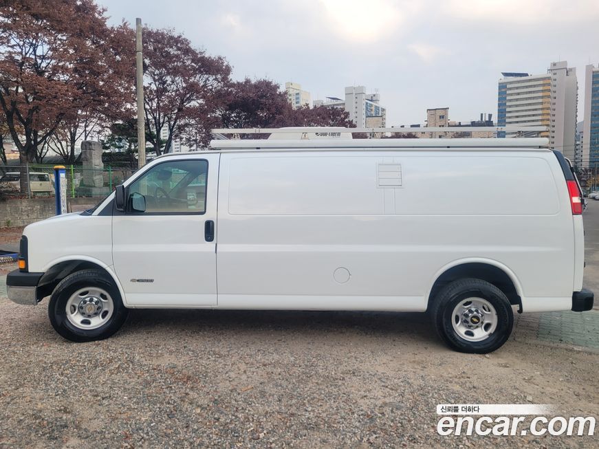 Chevrolet Express Van 2005
